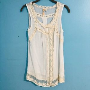 Adiva Flowy Cream Sleeveless Blouse Boho Romantic